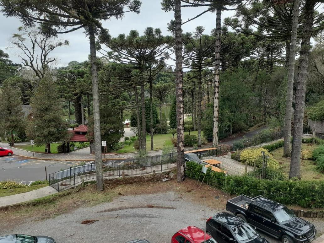 Pousada Vista Do Lago - Hostel Gramado Exterior photo